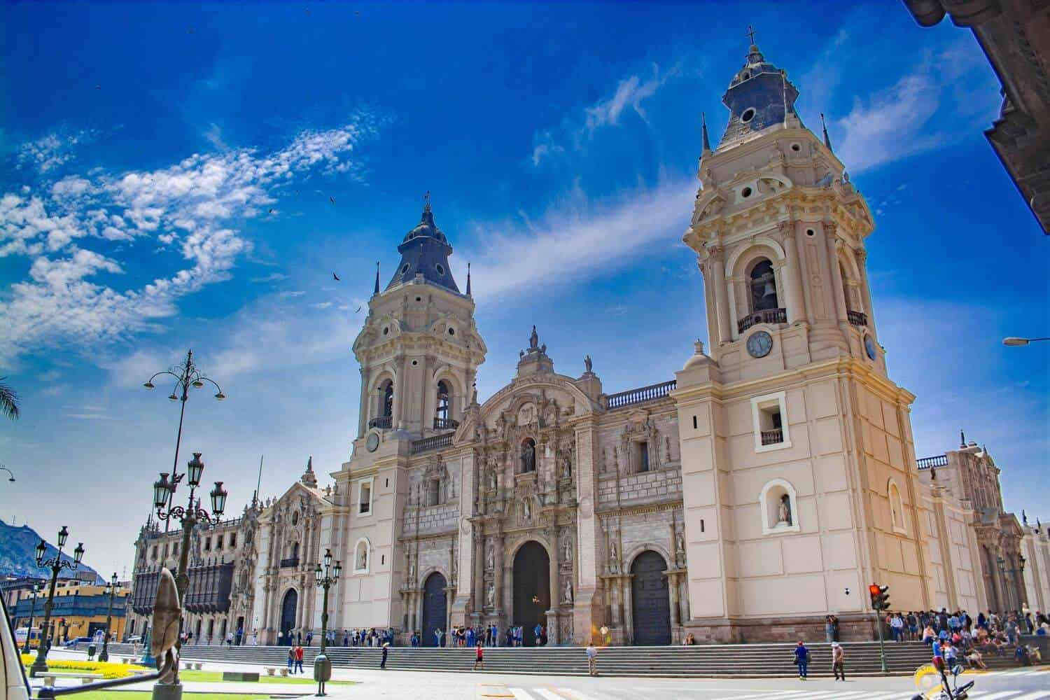 Easter in Peru A Colourful Blend of Catholic & Andean Traditions